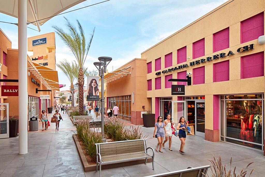 Las Vegas North Premium Outlets