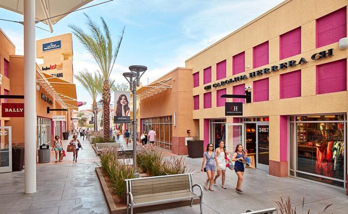 Las Vegas North Premium Outlets